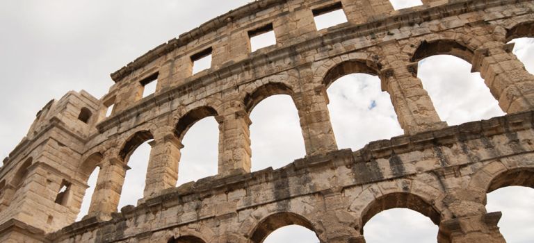 Restoration of cultural<br/>heritage Image